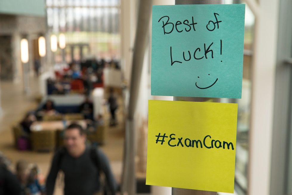 Post it notes reading "Best of Luck!" and "#examcram"
